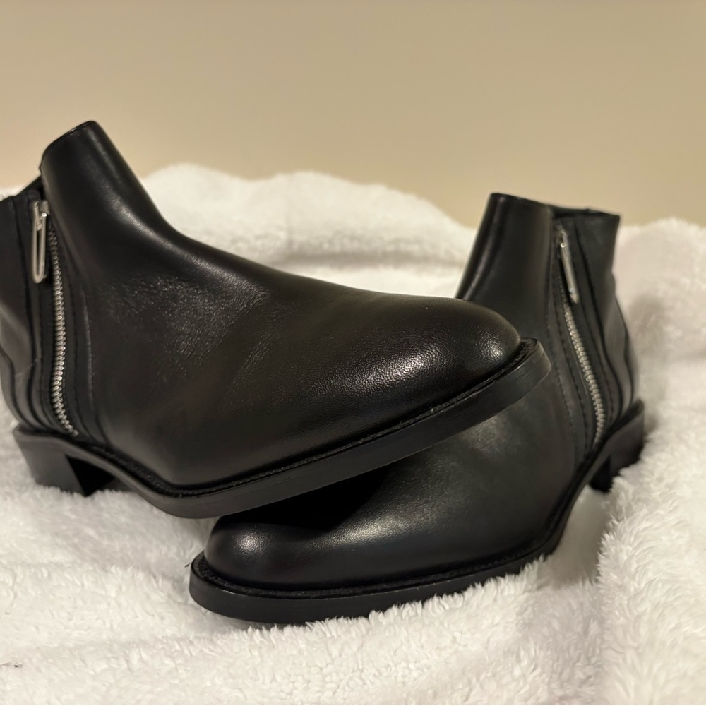 Black boots.  Brand new